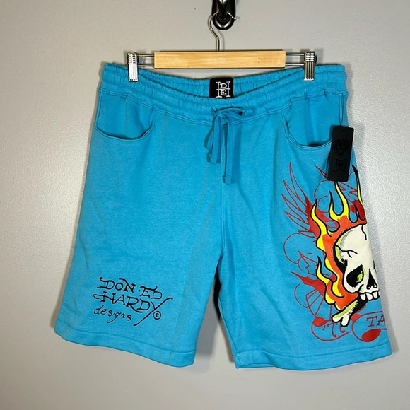 Ed Hardy Flame Skull Fleece Lined Shorts Size Large NWT - Picture 1 of 8